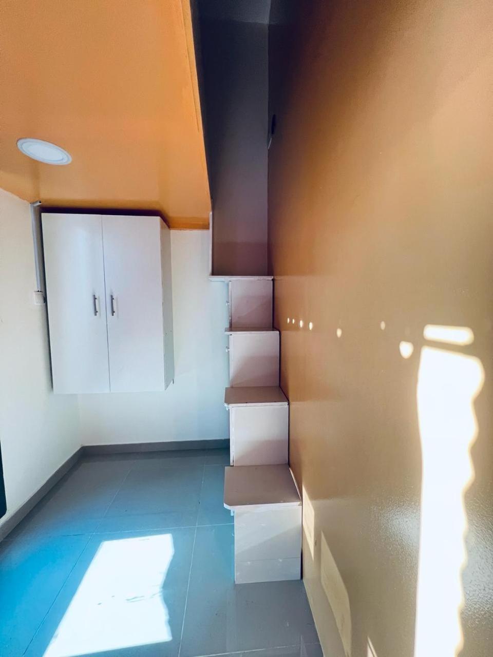 Moon Backpackers Burjman Exit 2, Family Partitions, Loft Partitions, Dubai Exterior foto